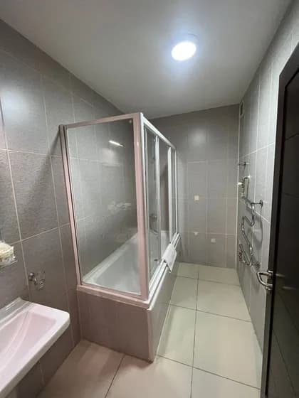 Bathroom at the Asyr Hotel